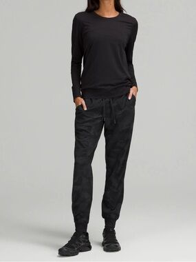 Lululemon Dance Studio Jogger, midrise, full length